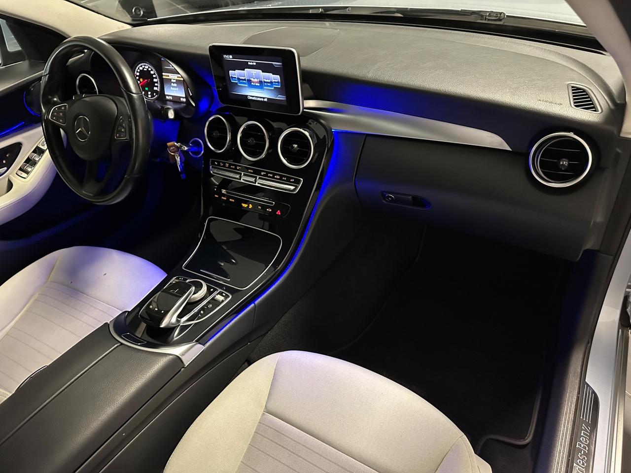 MERCEDES-BENZ C180D SPORT BERLINA 116CV AUTOMATICO