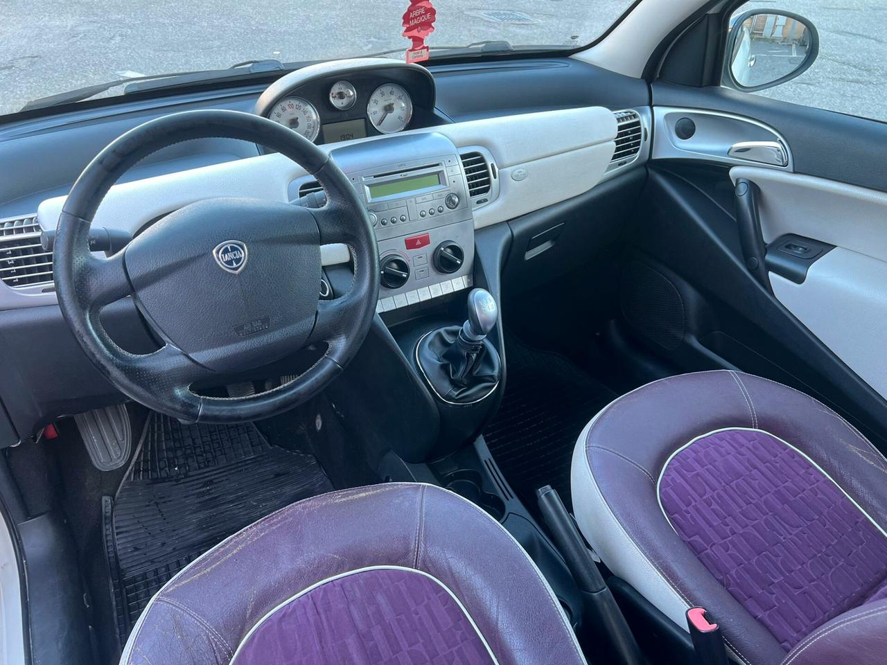 Lancia Ypsilon 1.2 Elle