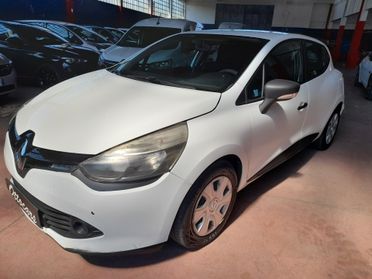 Renault Clio 1.5 DCI AUTOCARRO 2 POSTI
