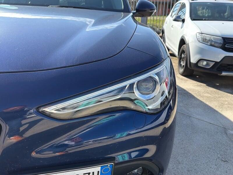 Alfa Romeo Stelvio 2.2 t Lusso Q4 210cv auto
