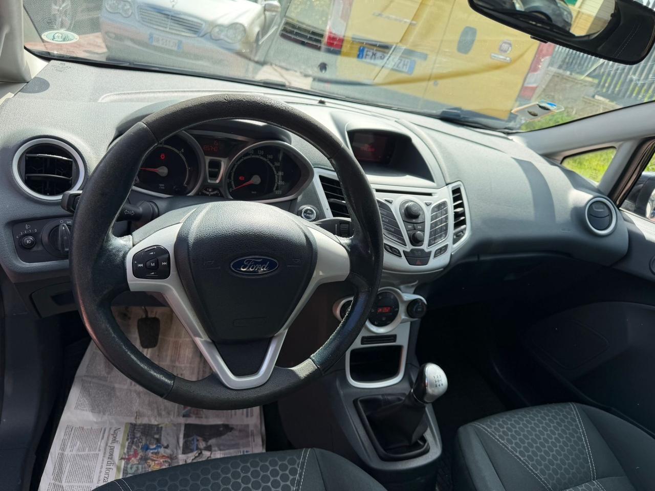 Ford Fiesta 1.4 TDCi 5p. Titanium