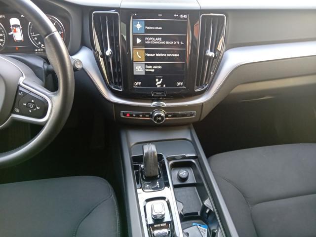 VOLVO XC60 B4 (d) AWD Geartronic Momentum