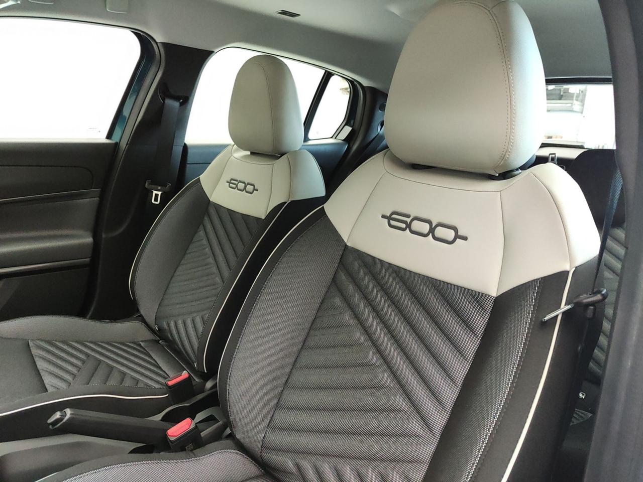 FIAT 600 IV 2023 1.2 100CV HYBRID DCT