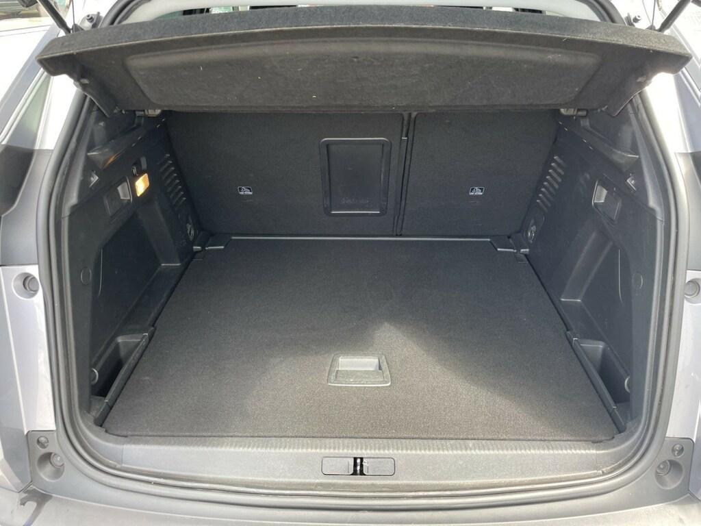 Peugeot 3008 1.5 BlueHDi Allure EAT