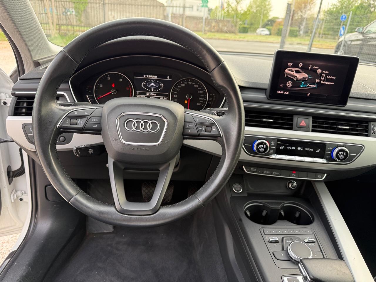 Audi A4 Avant 35 2.0 tdi Business 150cv s-tronic my16