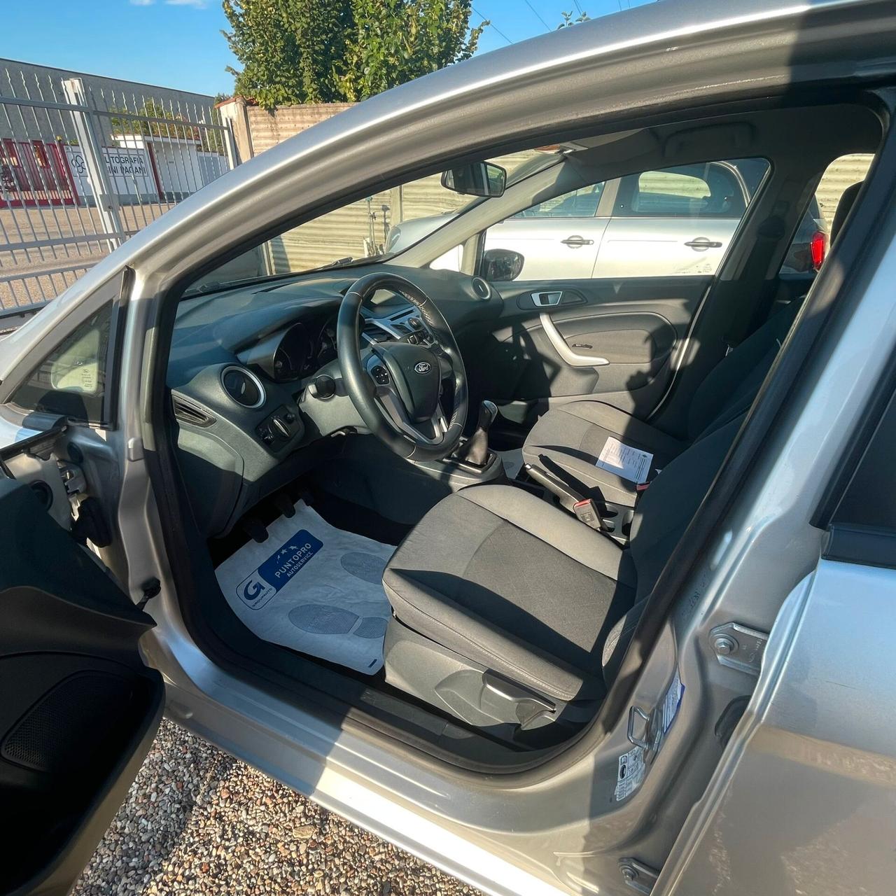 Ford Fiesta 1.2 82 CV 5 porte Titanium