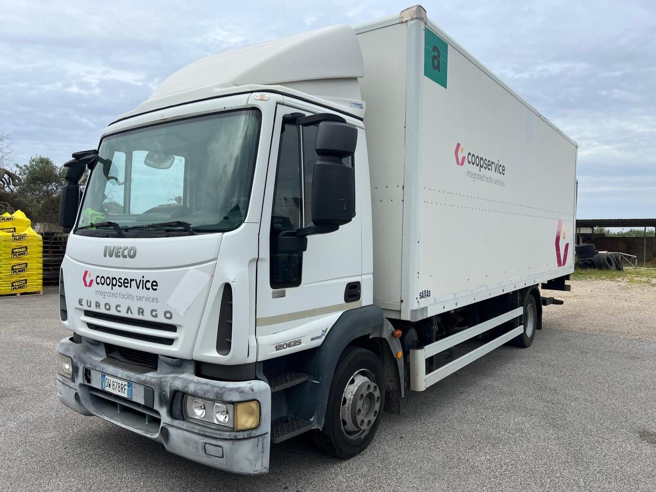 Iveco EuroCargo 120E25