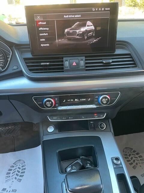 Audi Q5 40 TDI 204 CV quattro S tronic Business Advanced
