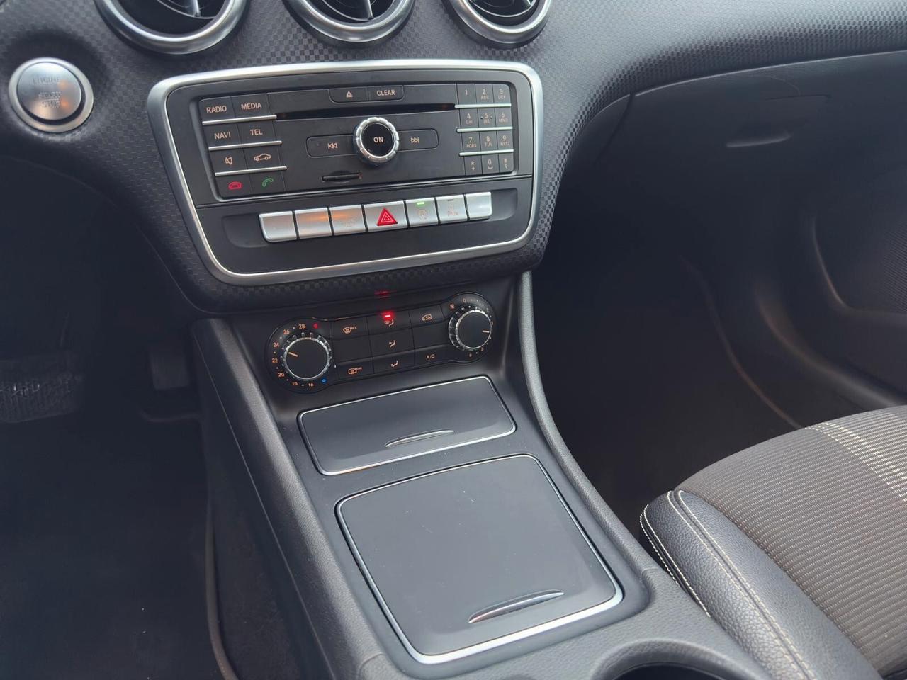 Mercedes-benz A 180 d Automatic Premium