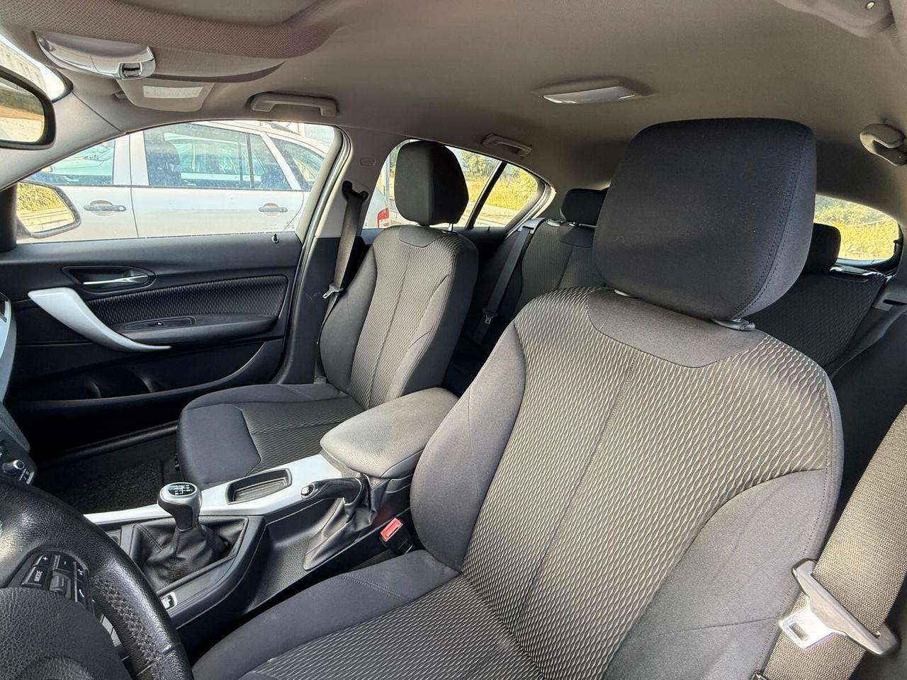 Bmw 116 116d 5p. Urban