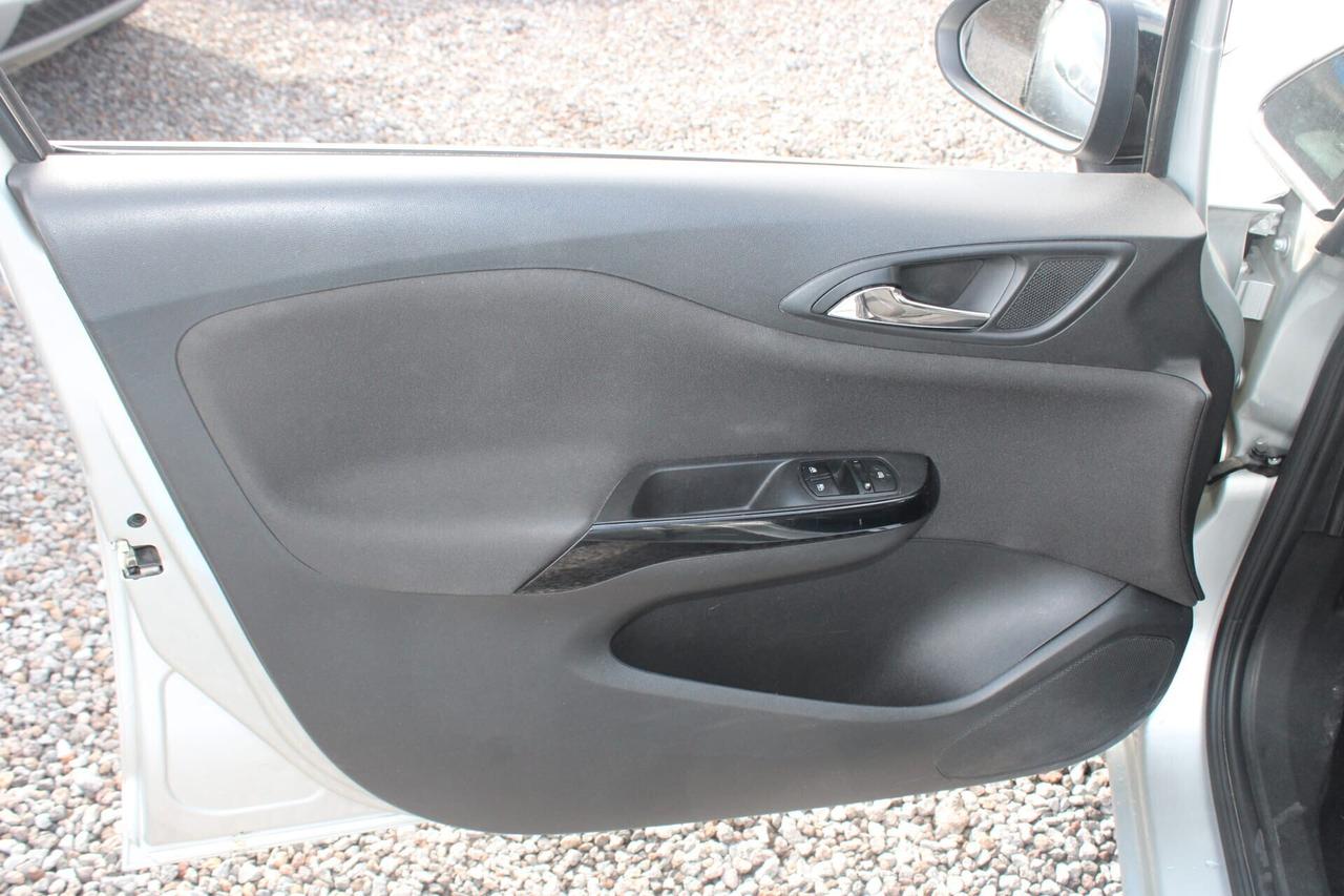 Opel Corsa 1.2 5 porte Innovation