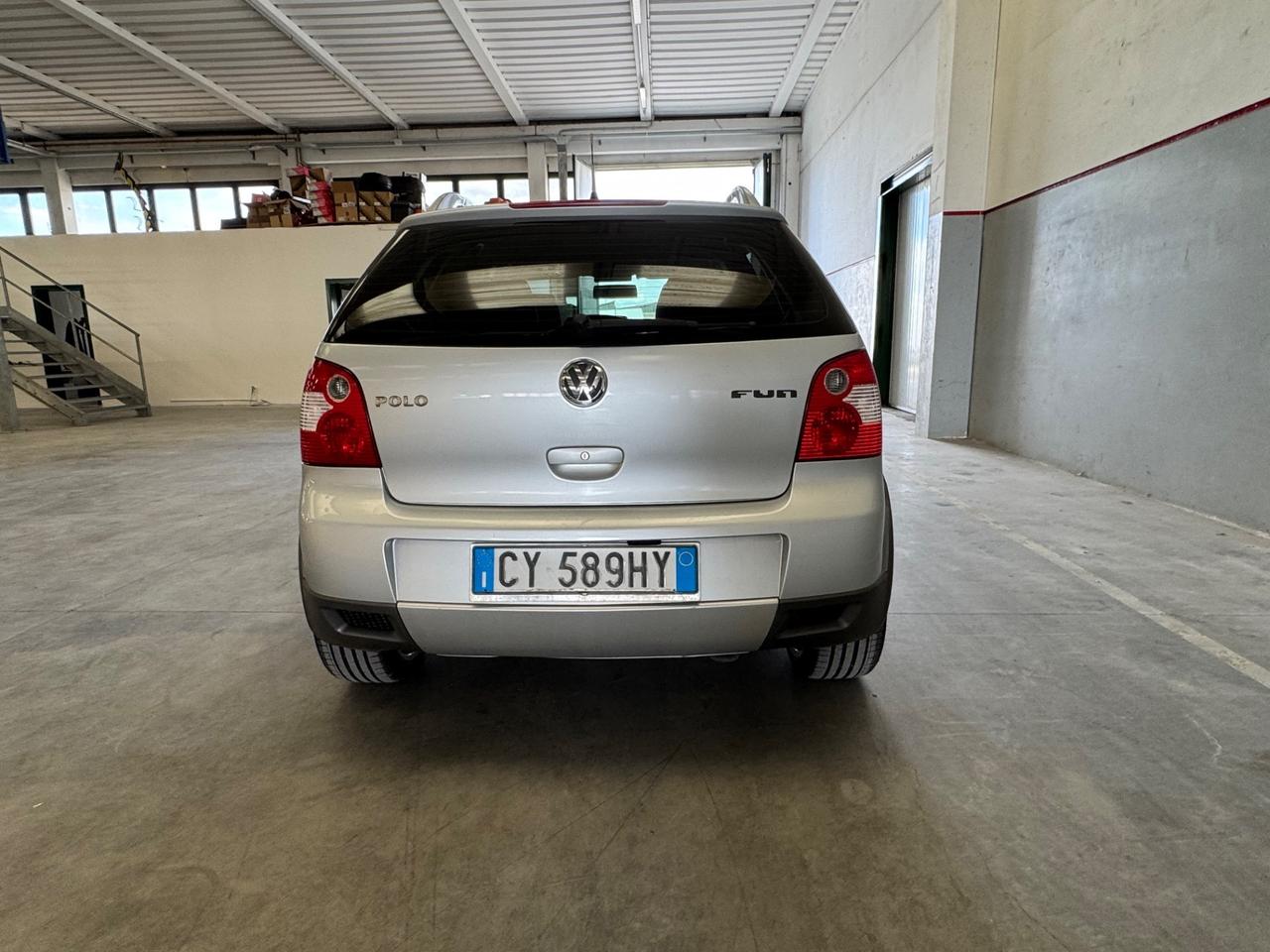 Volkswagen Polo fun 1.4/75CV 16V 5p. Sportline