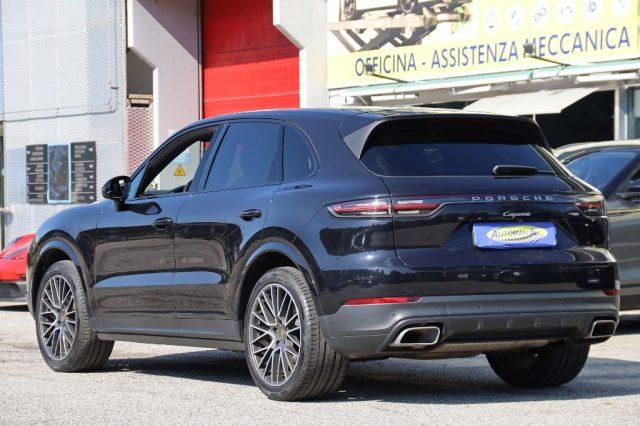 PORSCHE Cayenne 3.0 V6