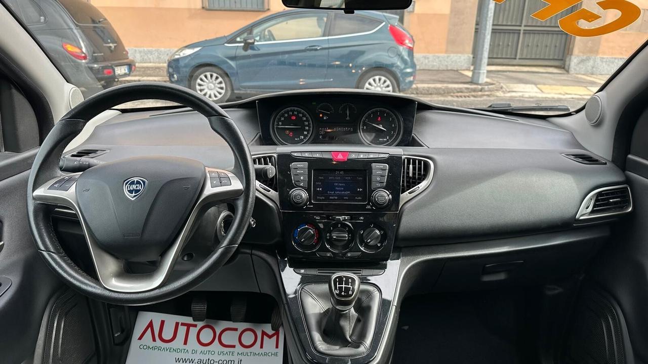 Lancia Ypsilon 1.2 69 CV 5 porte GPL Ecochic Monogram