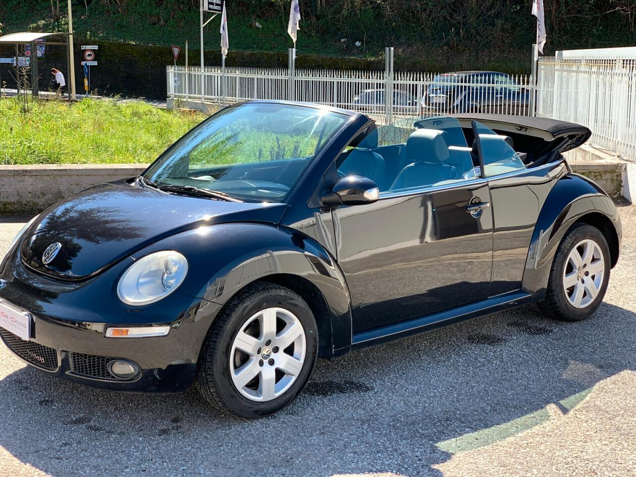 Volkswagen New Beetle 1.6 Cabrio