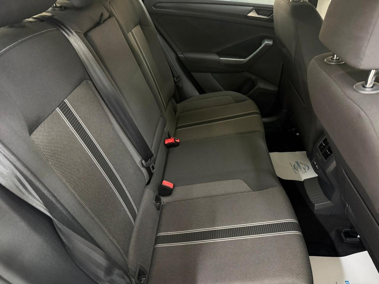 Volkswagen T-Roc 2.0 TDI SCR Business BlueMotion Technology