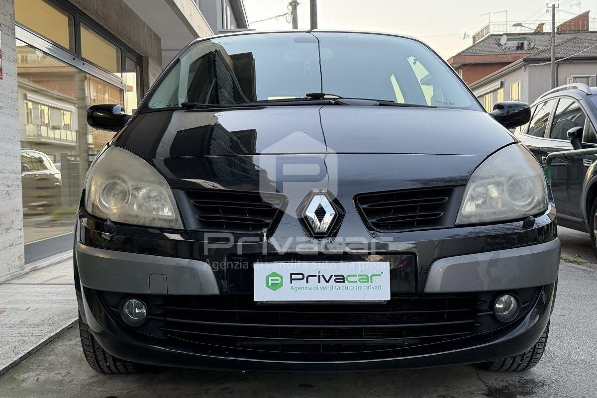 RENAULT Grand Scénic 1.6 16V Dynamique