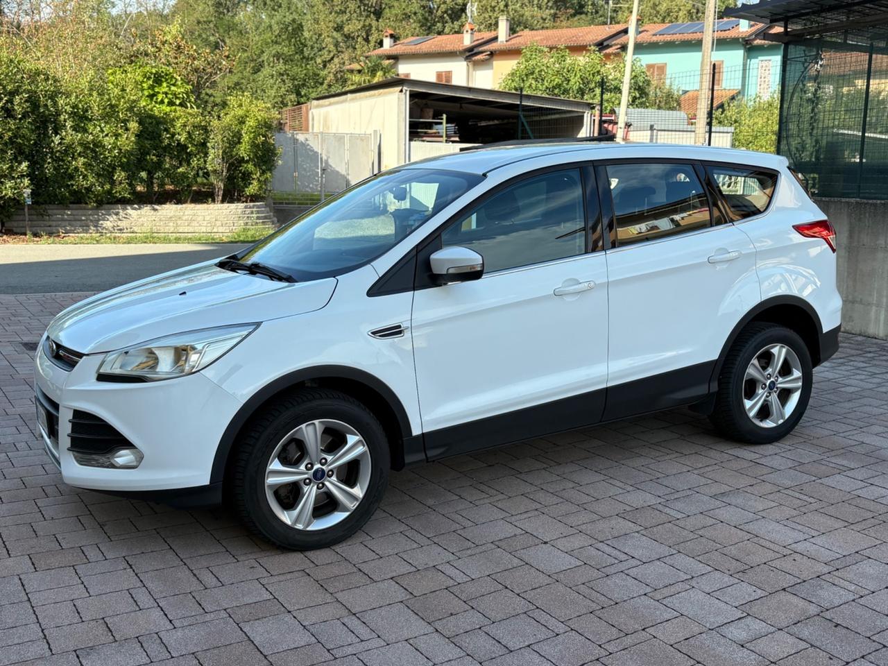 Ford Kuga 2.0 TDCI 140 CV 4WD Powershift