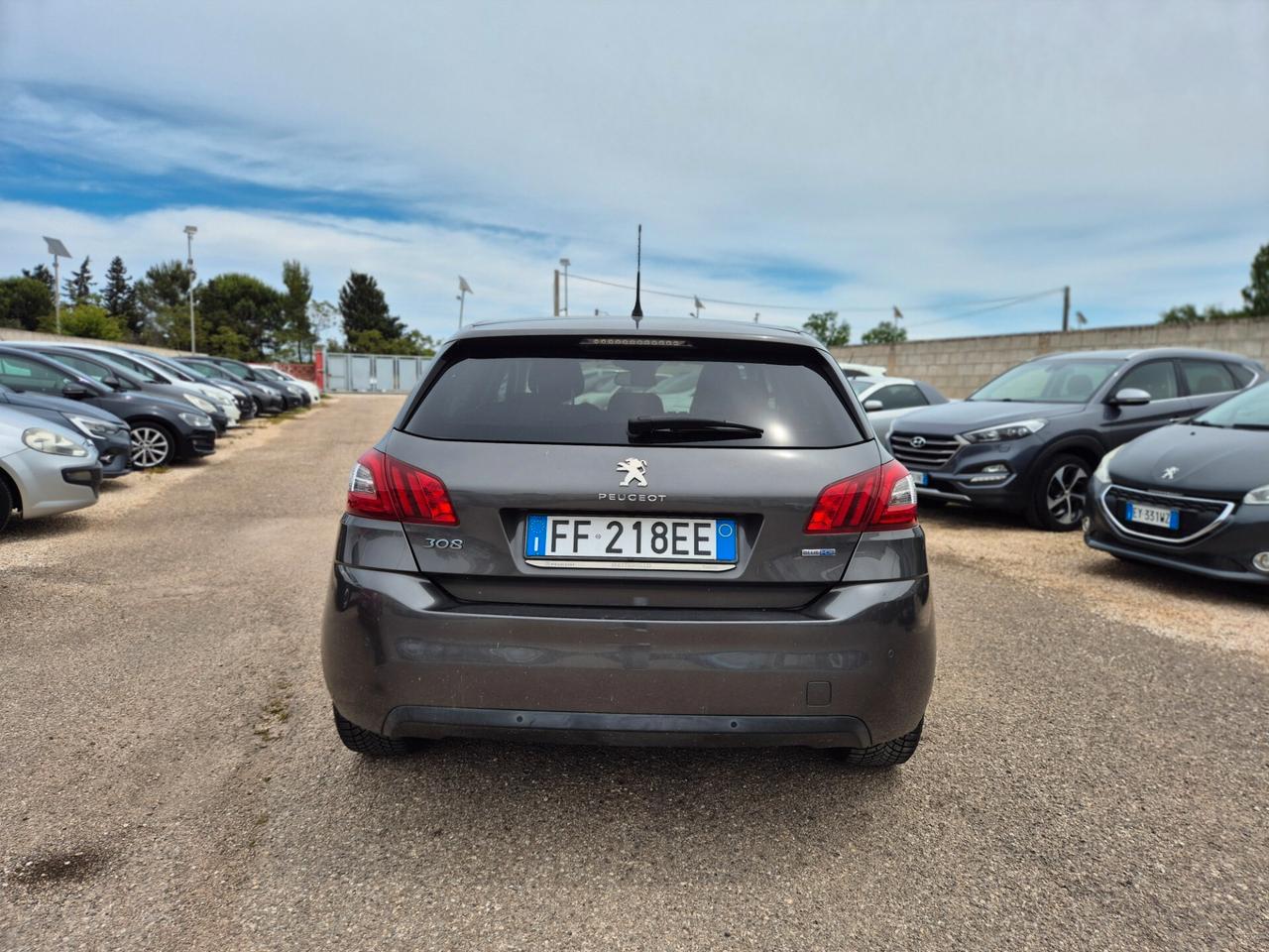 Peugeot 308 BlueHDi 120 S&S Allure Berlina