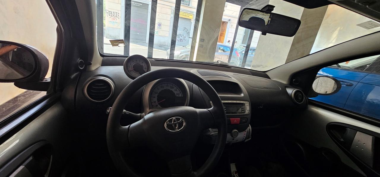 Toyota Aygo 1.0 12V VVT-i 3 porte Lounge