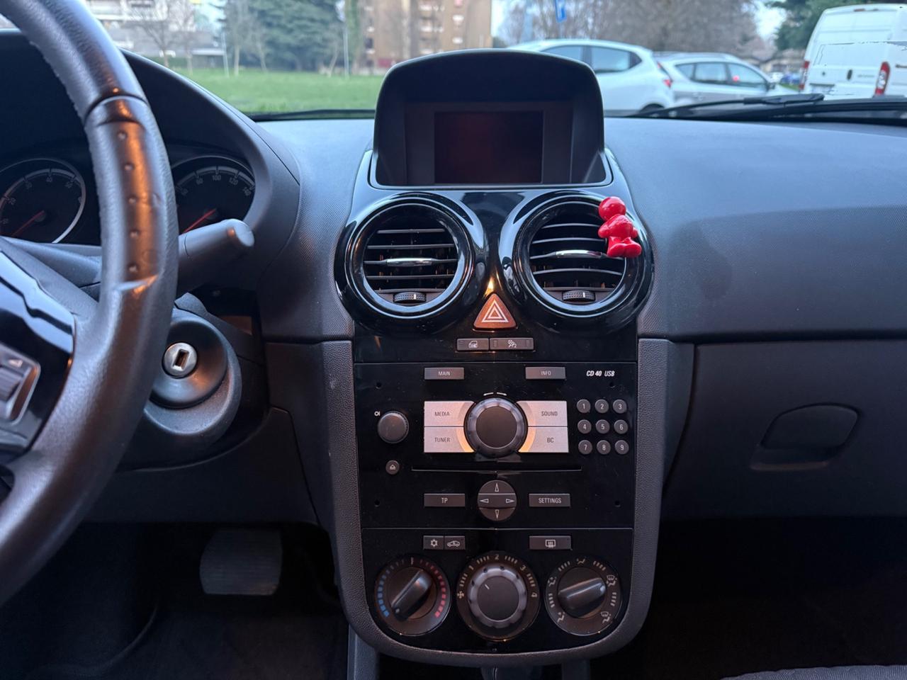 Opel Corsa 1.2 5 porte sport automatica