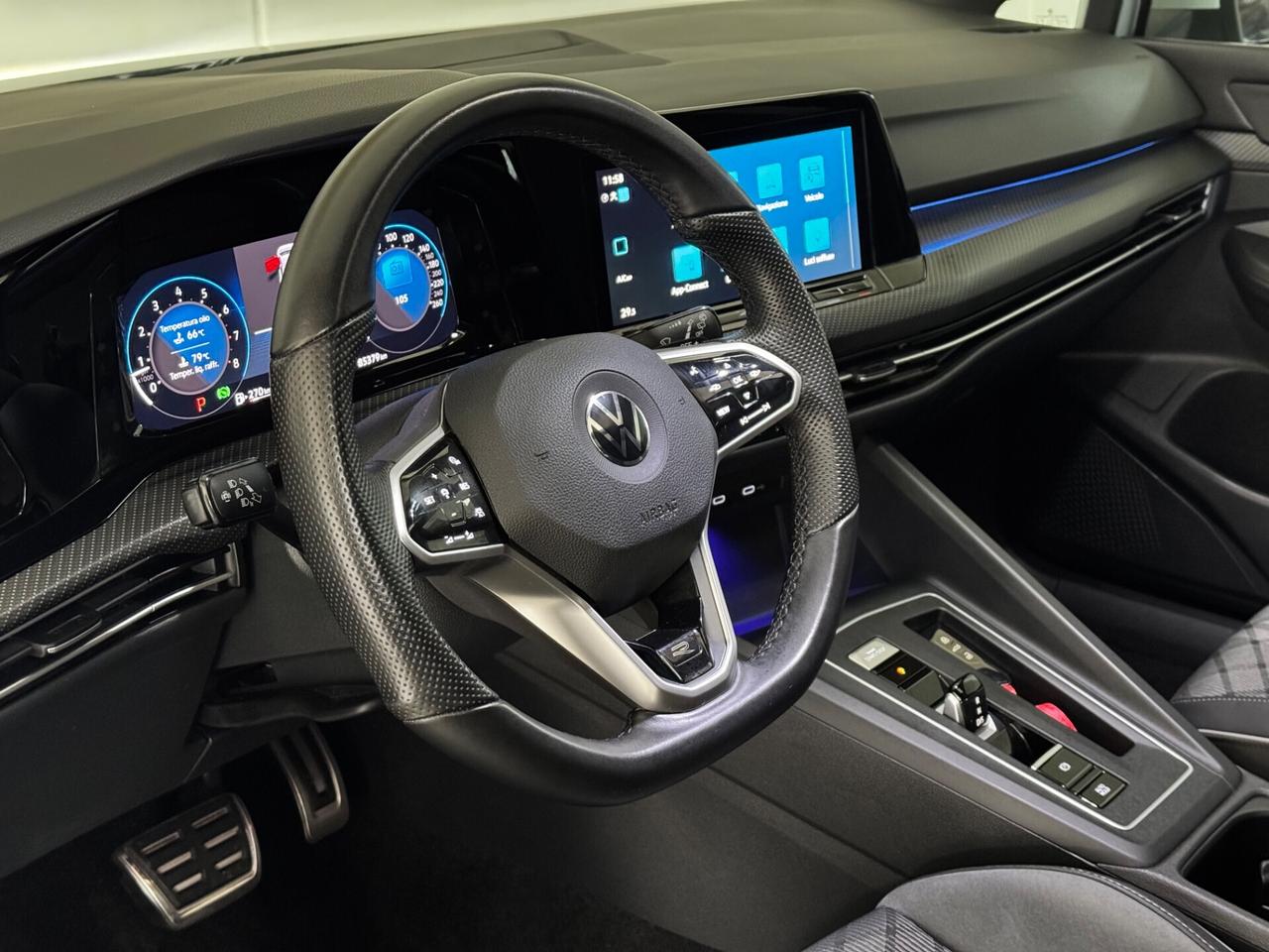 Volkswagen Golf 1.5 TSI 150 CV EVO DSG R-Line