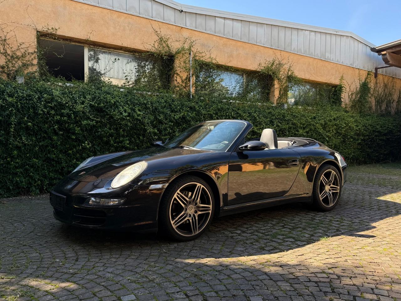 Porsche 911 Carrera MANUALE