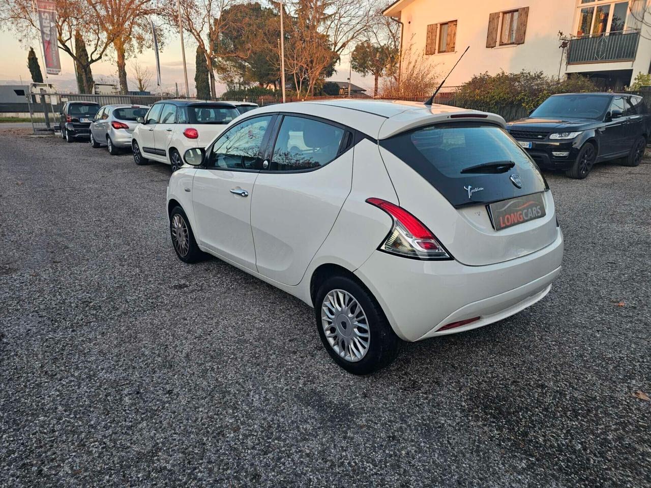 Lancia Ypsilon 1.2 69 CV 5 porte GPL Ecochic Gold