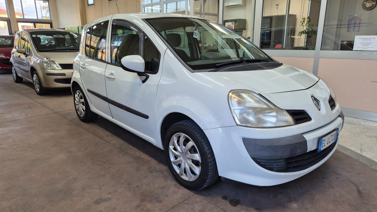 Renault Modus 1.5 dCi 75CV Wave