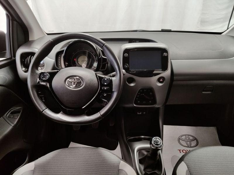 Toyota Aygo Connect 1.0 VVT-i 72 CV 5 porte x-fun