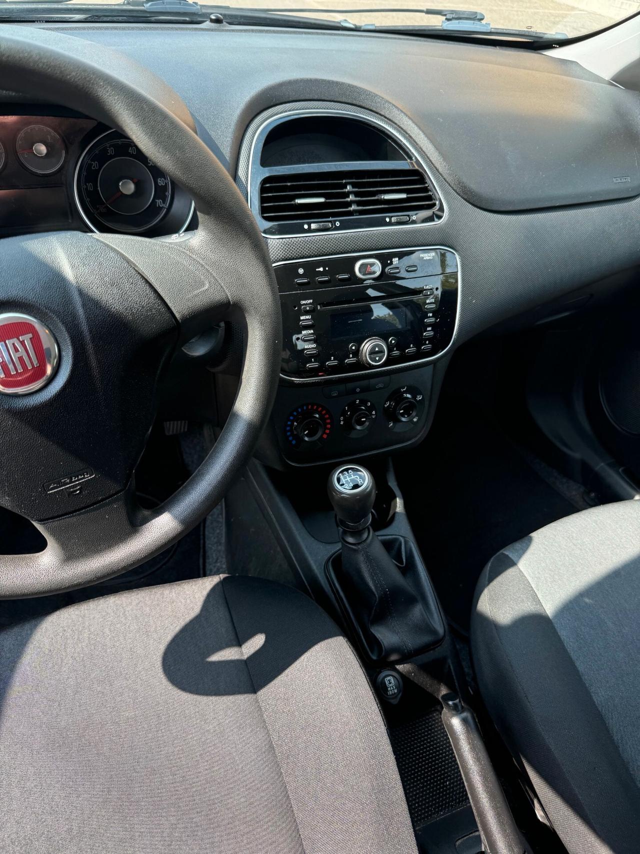 Fiat Punto 1.2 - NEOPATENTATI - 12 MESI DI GARANZIA -