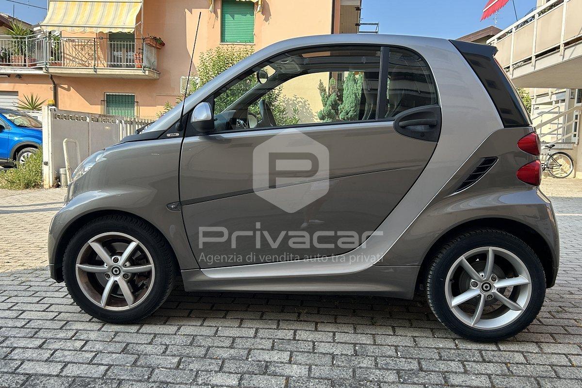 SMART fortwo 1000 52 kW MHD coupé pulse