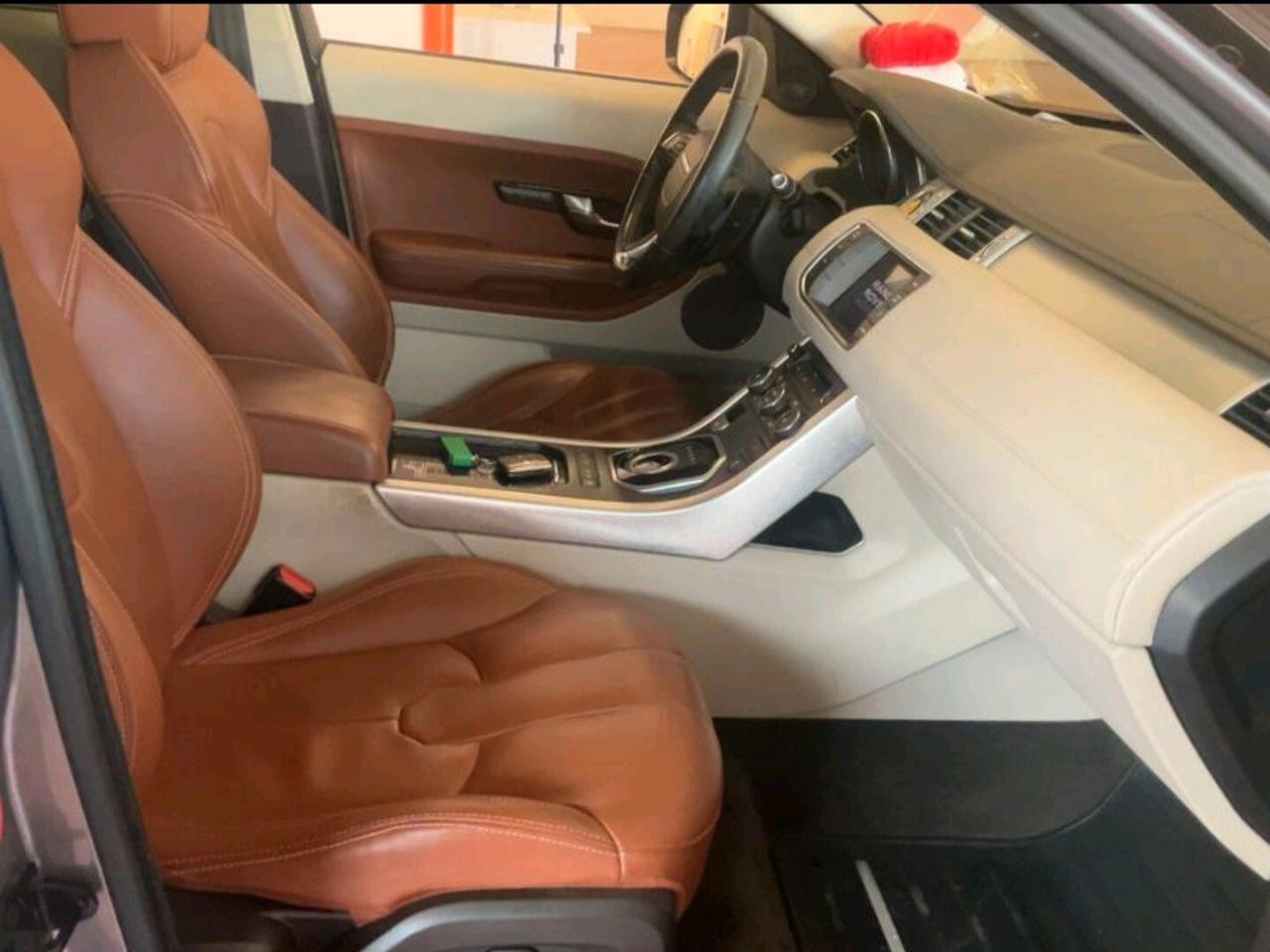 Land Rover Range Evoque 2.2 TD4 5p. Prestige