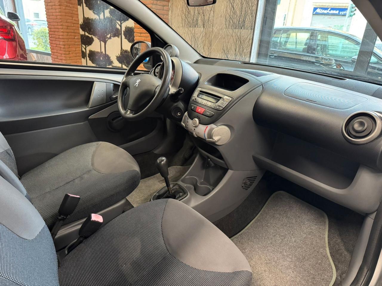 Peugeot 107 1.0 68CV 3p. Desir