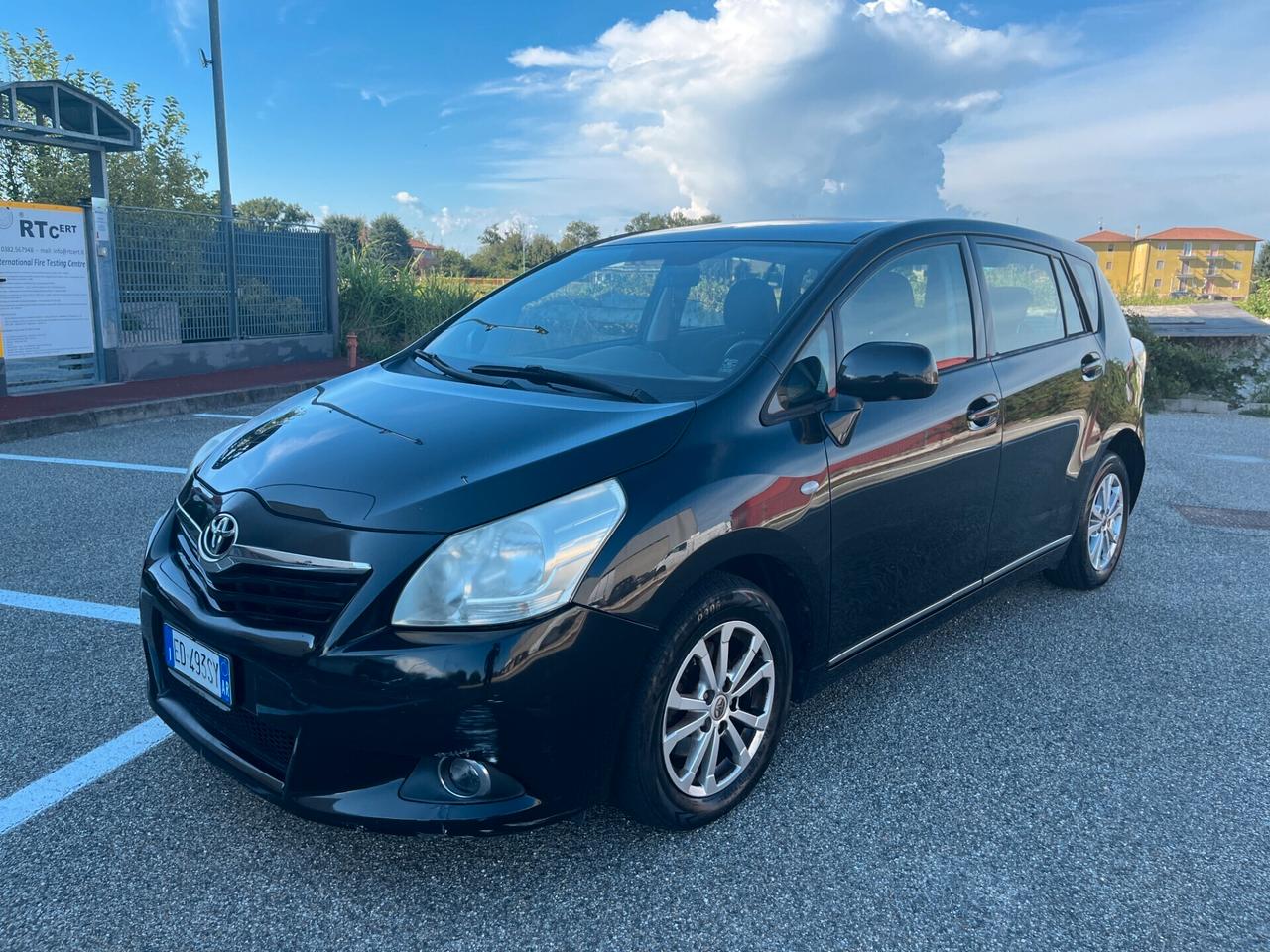 Toyota Verso 2.0 D-4-D Luxury Pack 7 posti TETTO PANORAMICO