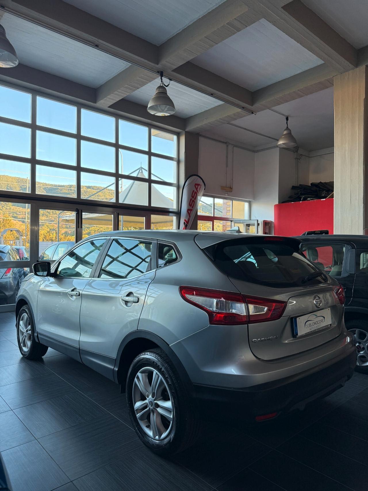 Nissan Qashqai 1.2 DIG-T Visia
