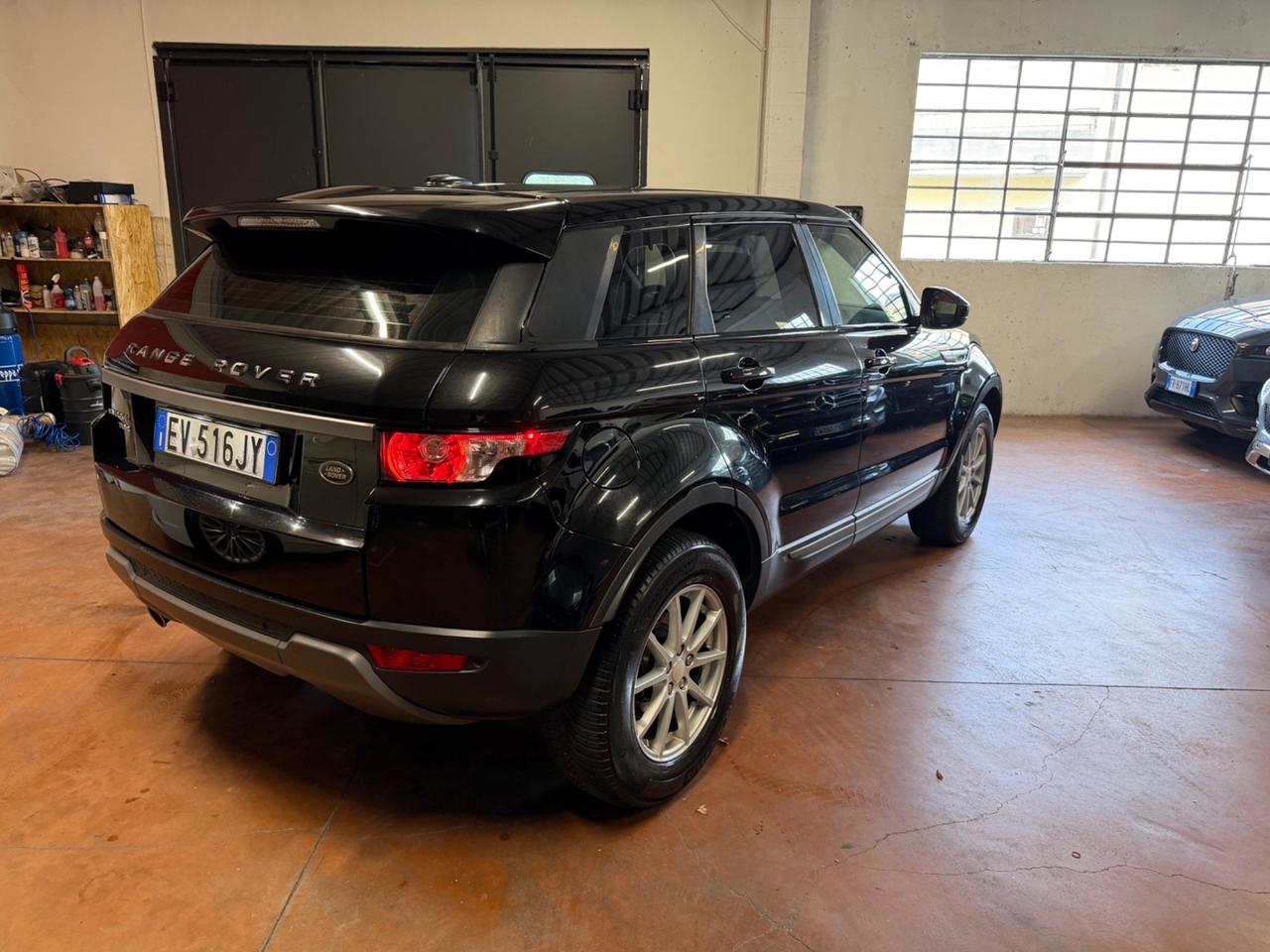Land Rover Range Evoque 2.2 Sd4 5p. Pure