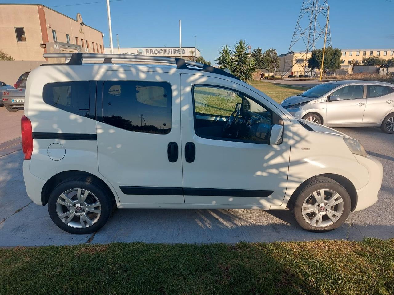 Fiat Qubo 1.4 8V 77 cv. Lounge *65000 Km