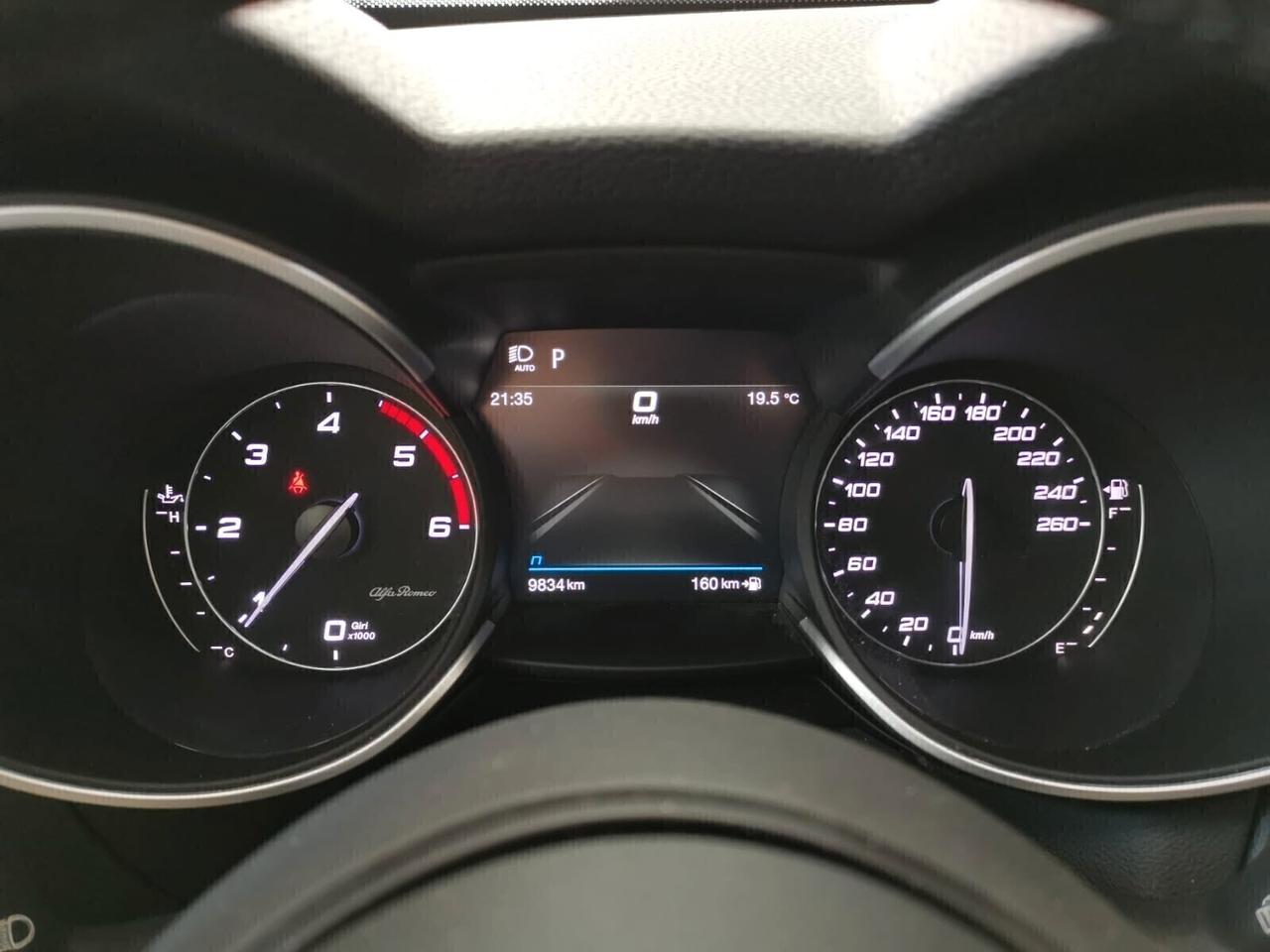 Alfa Romeo Stelvio 2.2 Turbodiesel 160 CV AT8 RWD Super