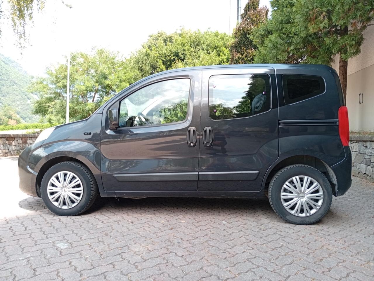 Fiat Qubo 1.3 MJT 75 CV Trekking