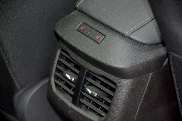 Ford Mondeo SW 2.0 ecoblue Titanium Business TETTO