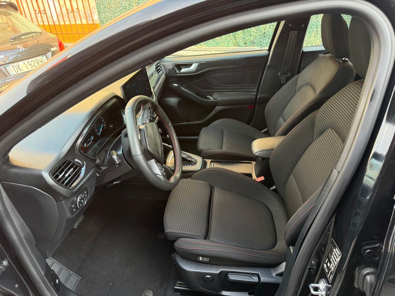 Ford Focus 1.0 EcoBoost Hybrid 125 CV SW ST-Line