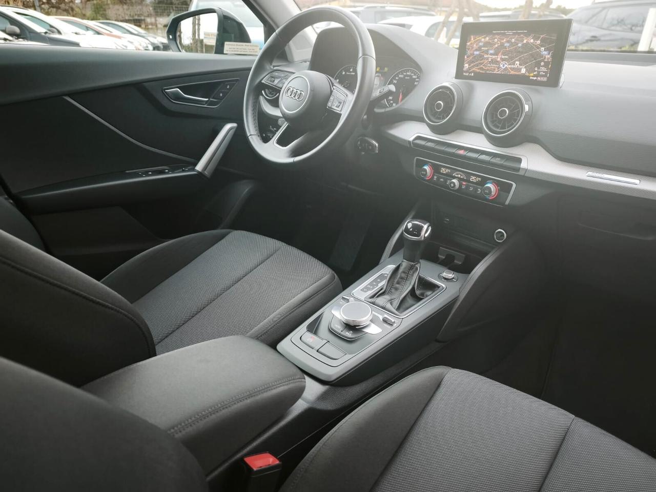 AUDI Q2 30TDI STronic Business