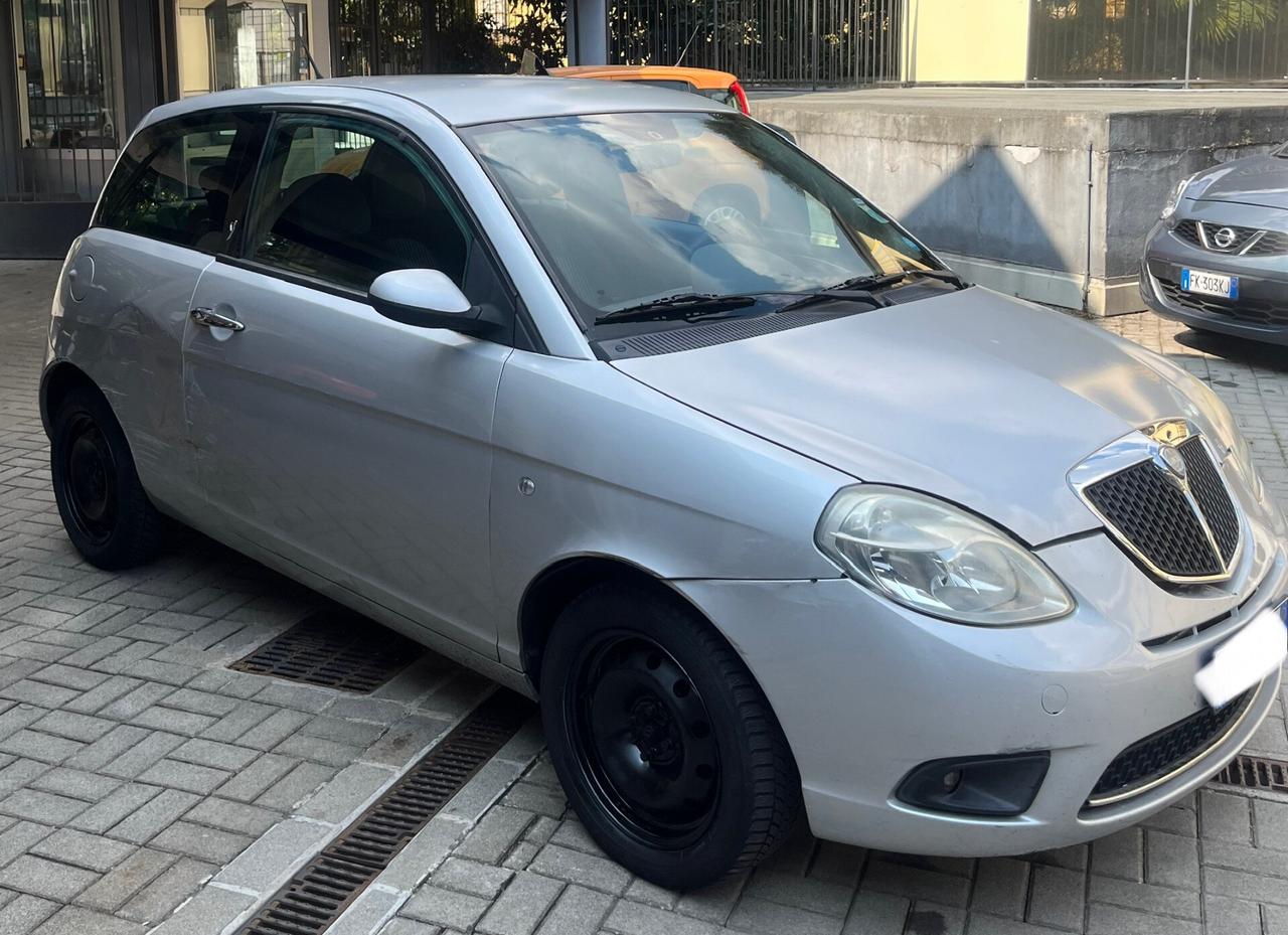 LANCIA YPSILON 1.2 BENZINA 3 PORTE ANCHE PER NEOPATENTATI