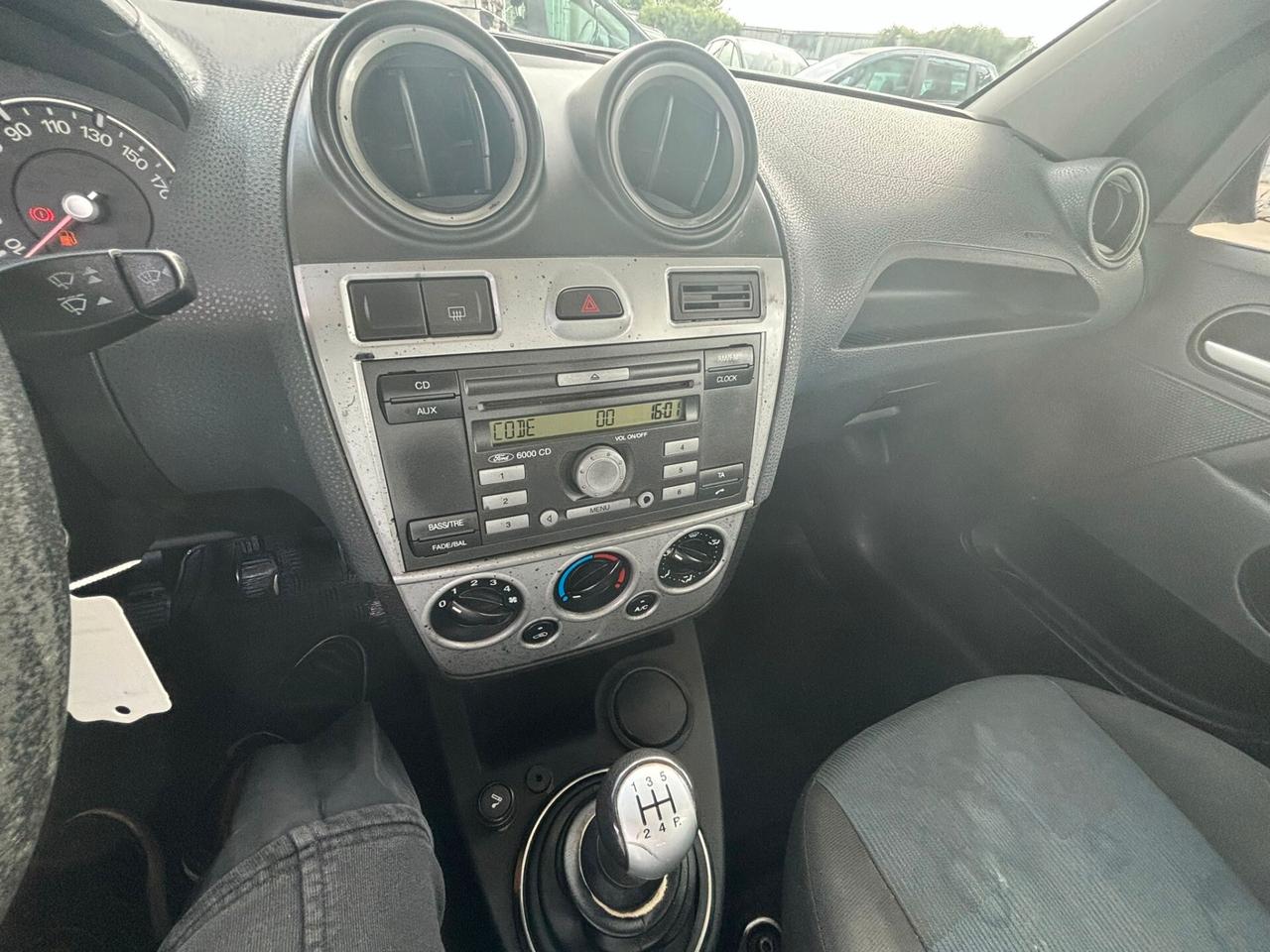 Ford Fiesta 1.4 TDCi 5p. Ghia