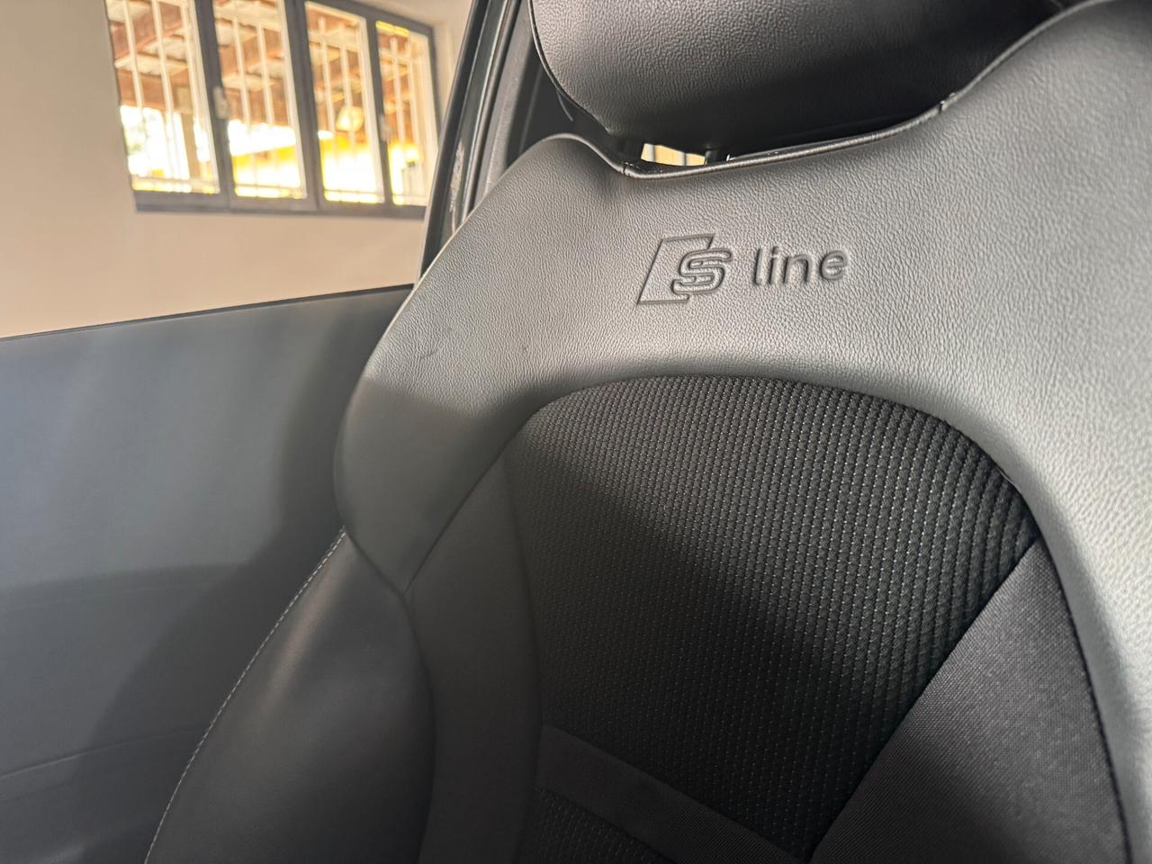 Audi A1 1.4 TFSI S line edition plus
