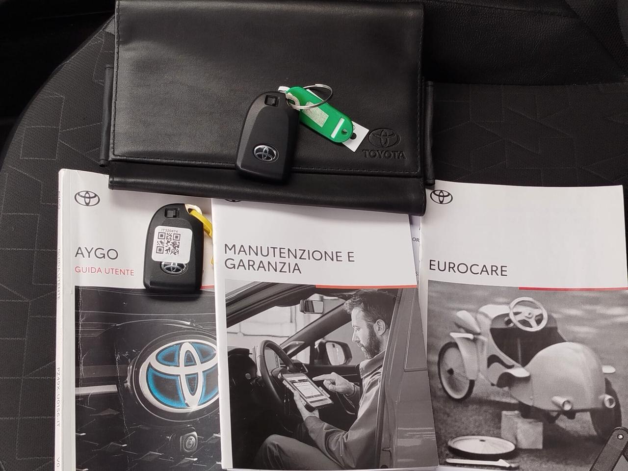 TOYOTA AYGO 1.0 AUTOMATICA *PREZZO VERO* PELLE-LED-KM CERTI
