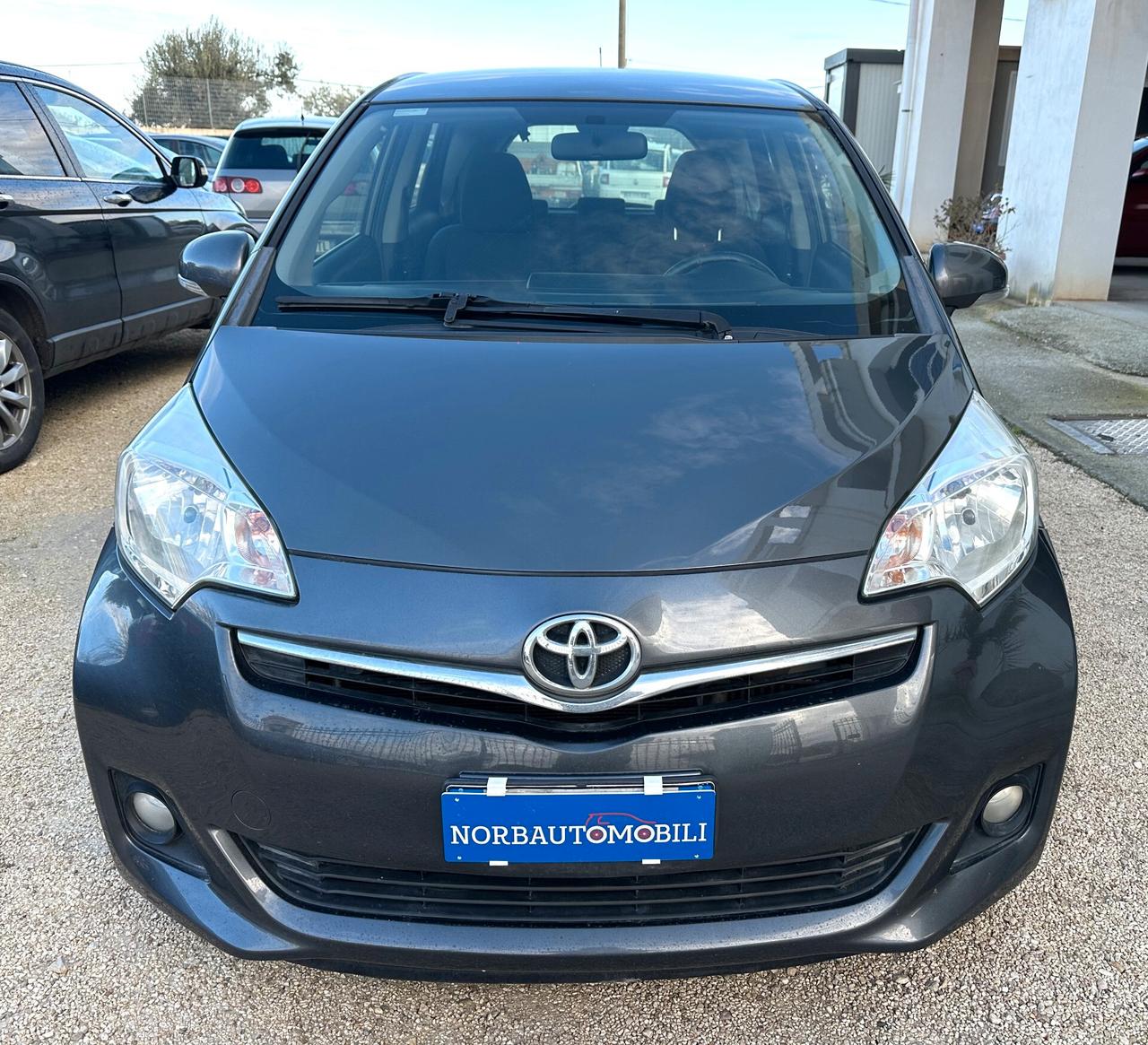 Toyota Verso-S 1.4D Lounge Navi Retrocamera 2012