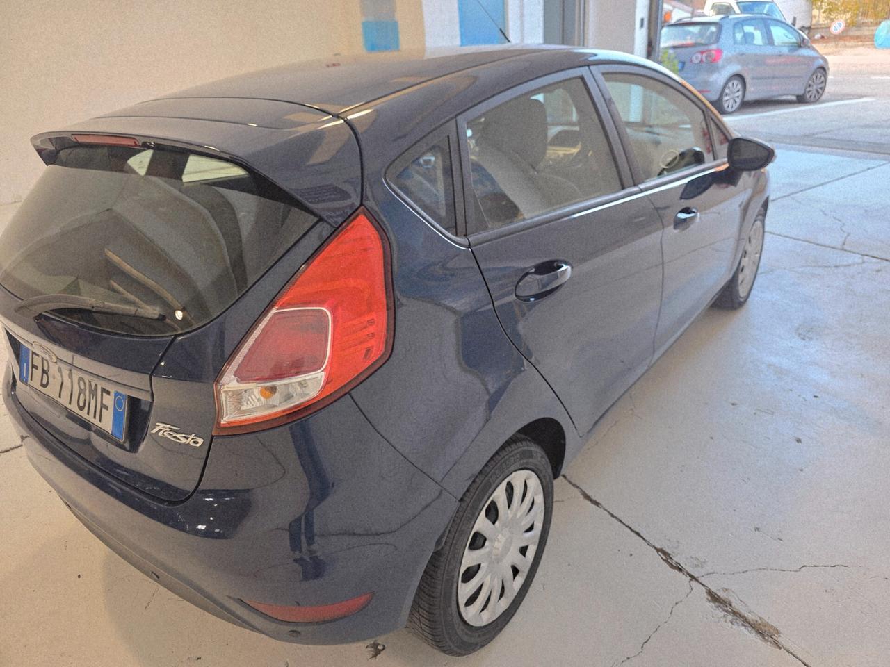Ford Fiesta 1.4 5 porte Bz.- GPL Black & White Edition