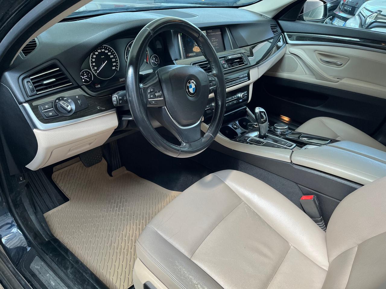 Bmw 520 520d xDrive Luxury